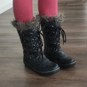 Women's Black Fur-Lined Boots